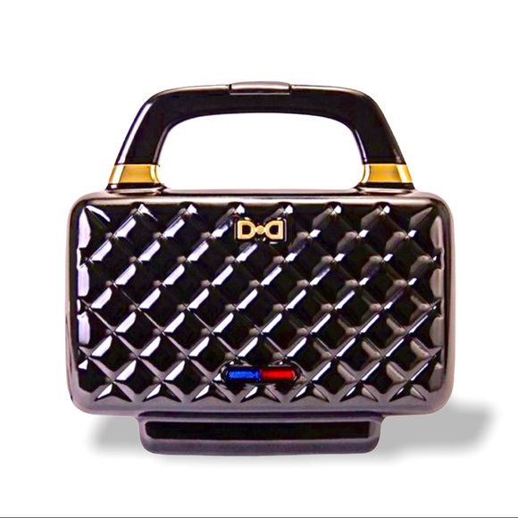 UO x Dash Kitchen Couture Purse Sandwich Maker - Picture 7 of 12